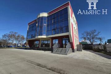 Помещение своб.назн., 720 м², 3/4 эт.